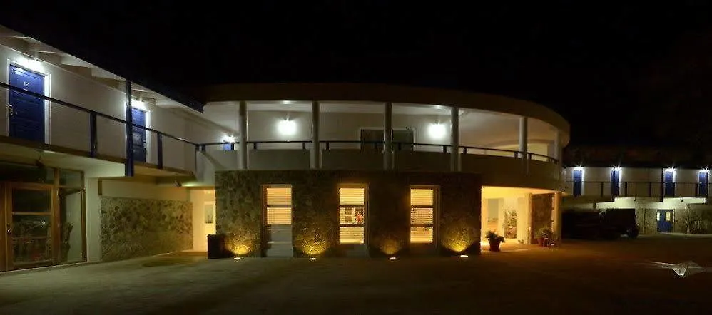 Blue Lagoon Hotel And Marina Ltd Kingstown 4*,